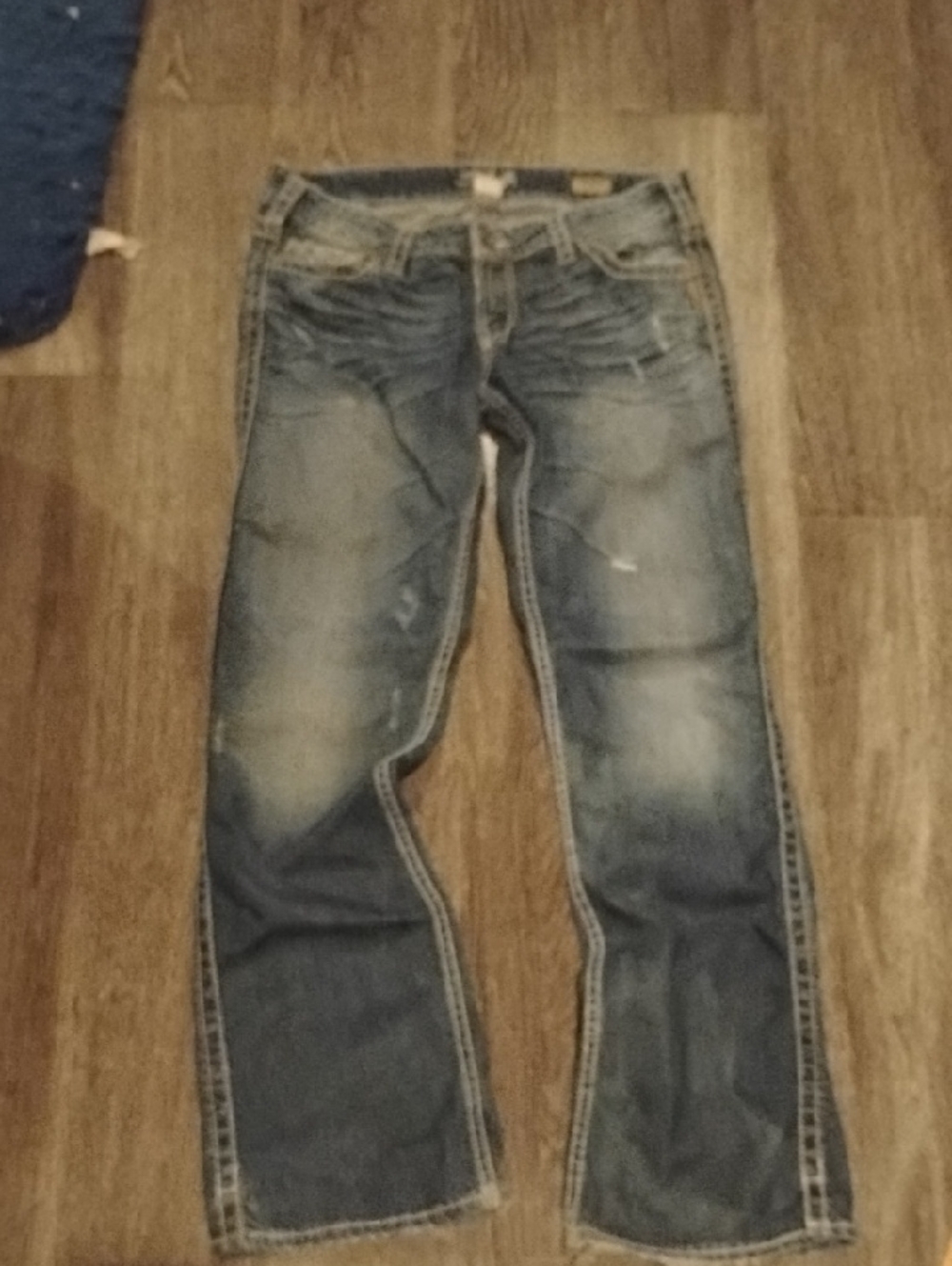 Women's Blue Silver Jeans In Size 34x33